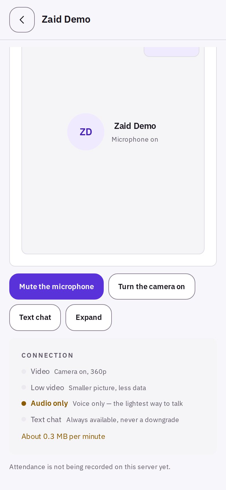 App screen: the connection choices in the lesson room, video, low video, audio only and text chat, with audio only selected.